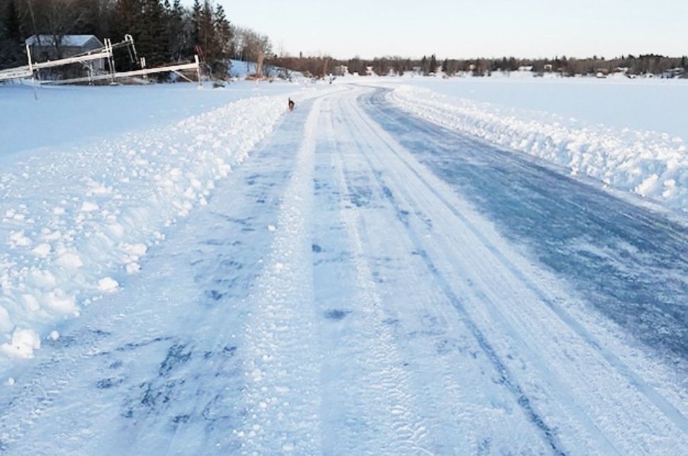 Image of the Lee River Winter Trail in Lac du Bonnet, Manitoba.